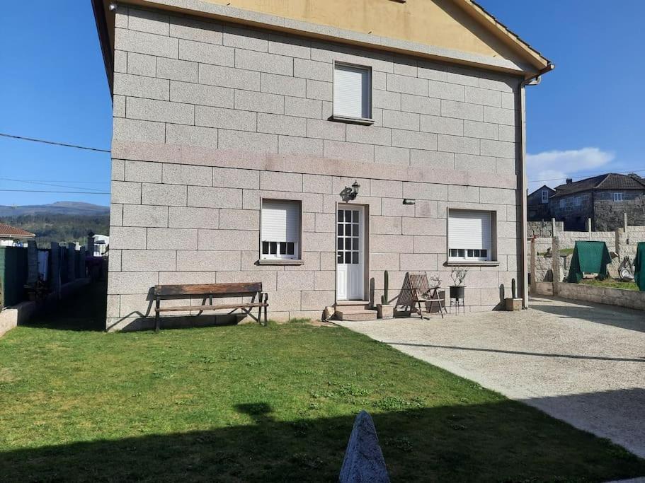 Fogar Dos Petellos, Mondariz. Kültér fotó