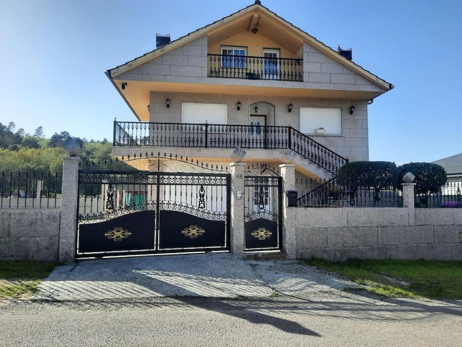Fogar Dos Petellos, Mondariz. Kültér fotó